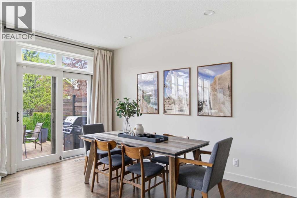 53 Discovery Ridge Gardens SW - 16