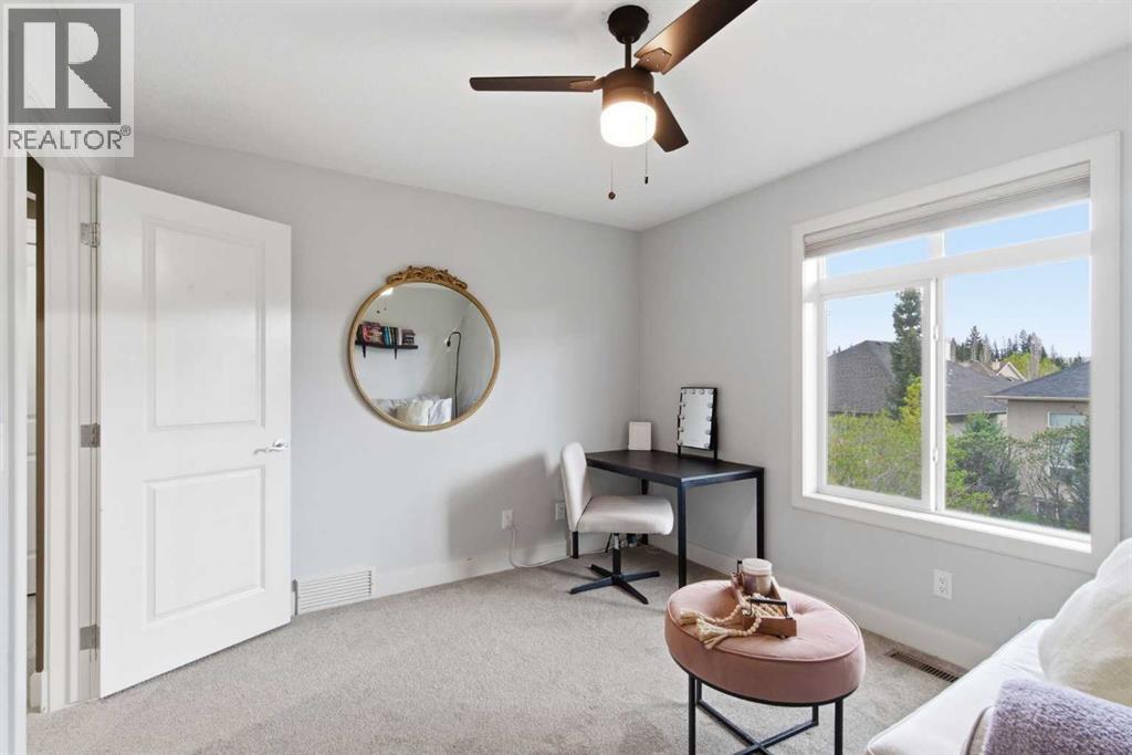 53 Discovery Ridge Gardens SW - 28