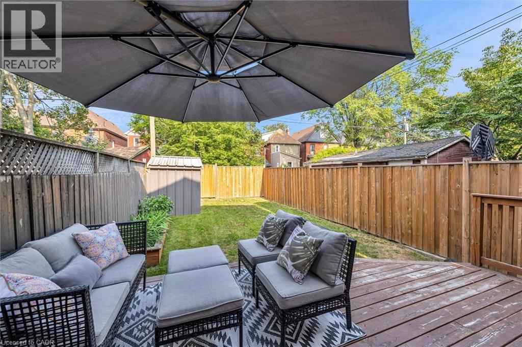 39 FAIRLEIGH Avenue N - 24