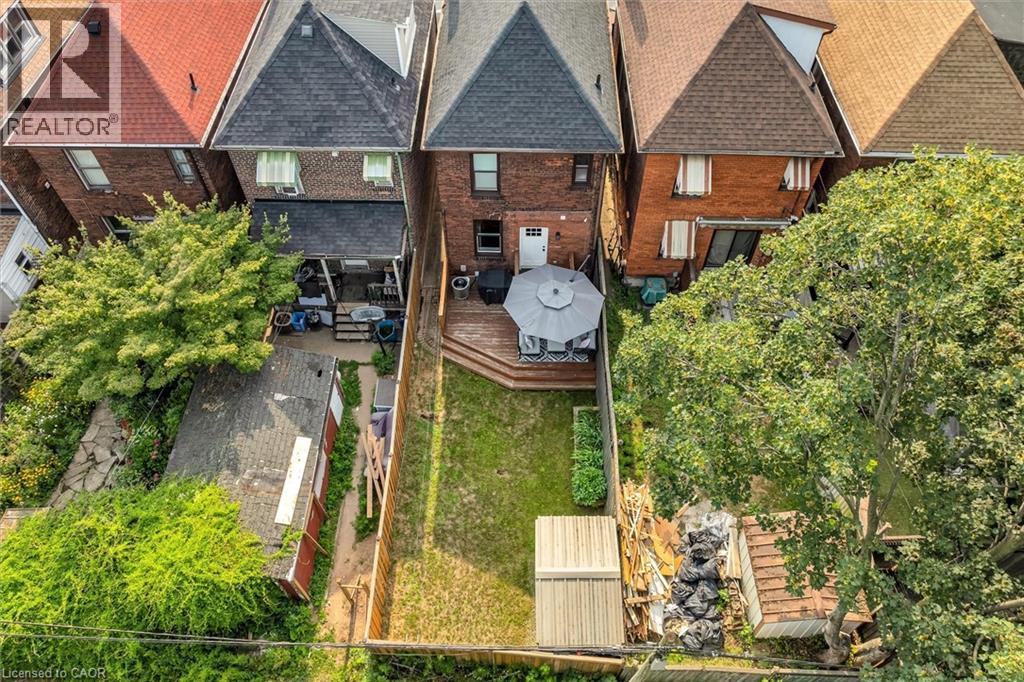 39 FAIRLEIGH Avenue N - 31