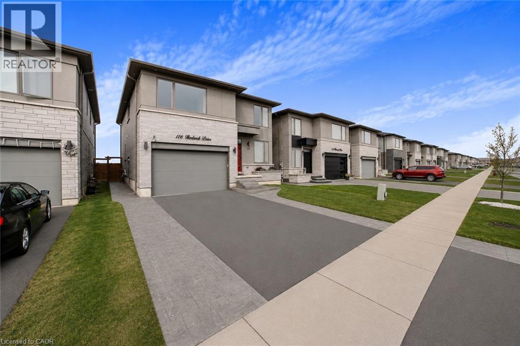 116 BEDROCK Drive - Image 2