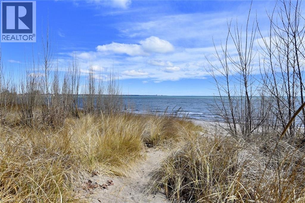 1060 BEACH Boulevard - 5
