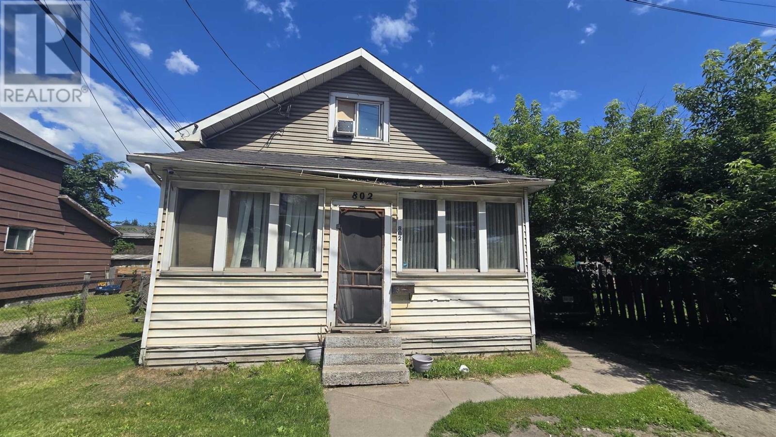 802 Bonney ST