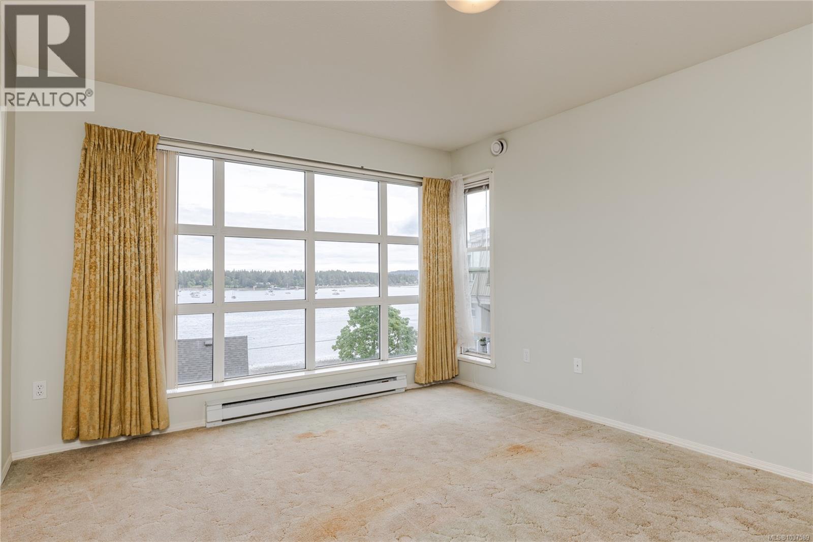 304 75 Bryden St, Nanaimo