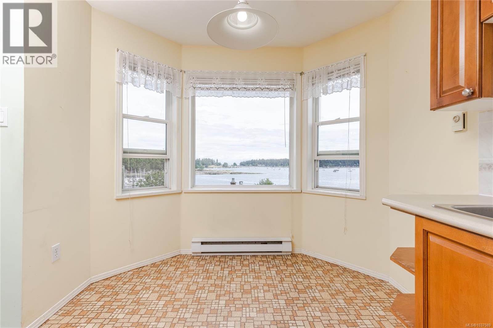304 75 Bryden St, Nanaimo