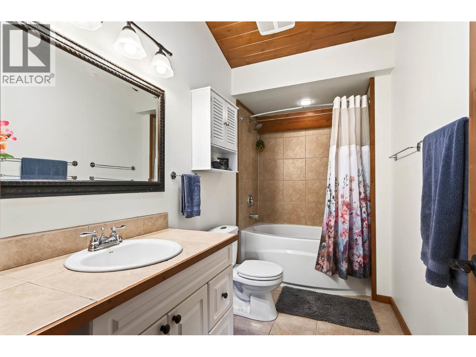 165 OGDEN Road, Clearwater