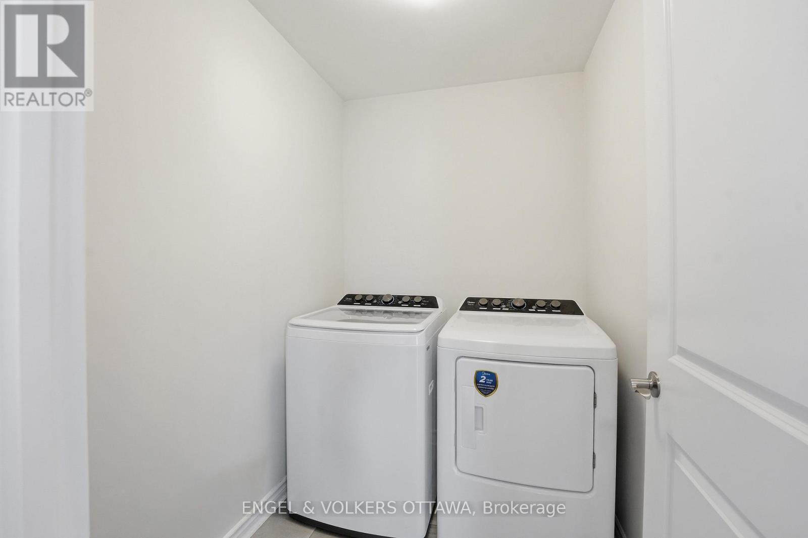 306 OAKMONT DRIVE - 34