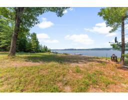 1 Ch. Harmony Bay, L Ile Du Grand Calumet, QC J0X1K0 Photo 31