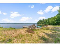 1 Ch. Harmony Bay, L Ile Du Grand Calumet, QC J0X1K0 Photo 33