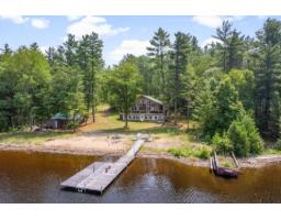 1 Ch. Harmony Bay, L Ile Du Grand Calumet, QC J0X1K0 Photo 41