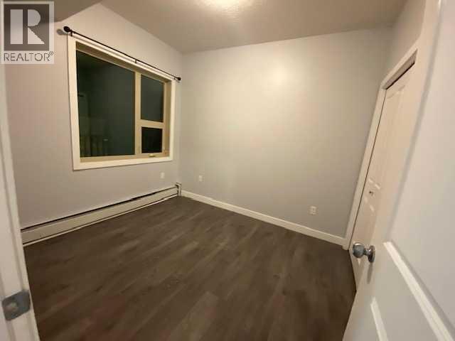 #25 330 2 Street W - 10