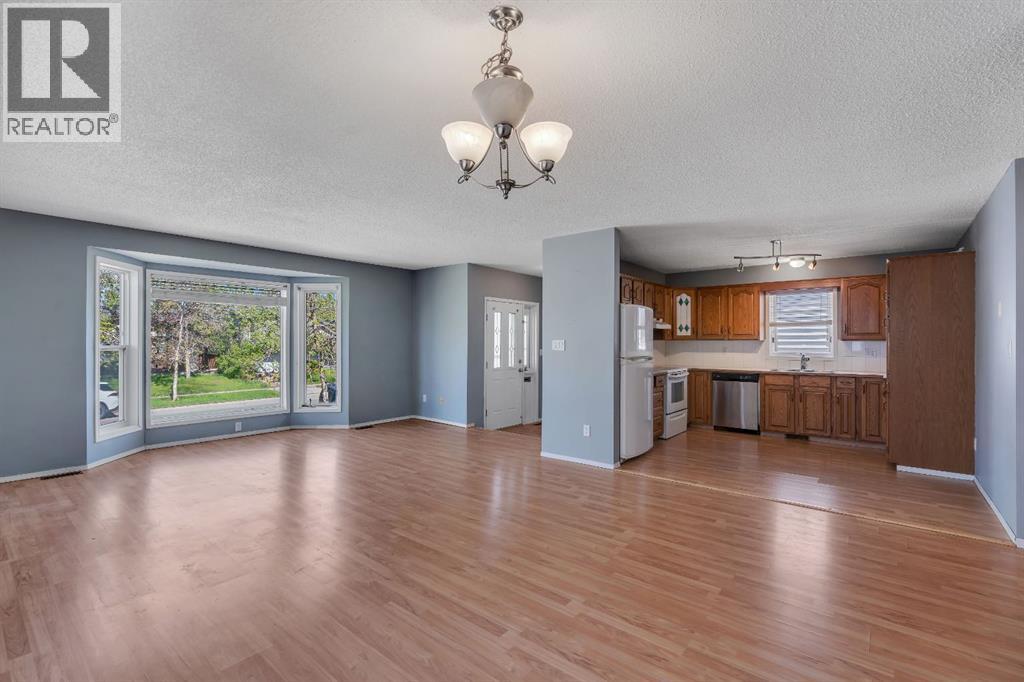 260 Erin Woods Drive SE - 4