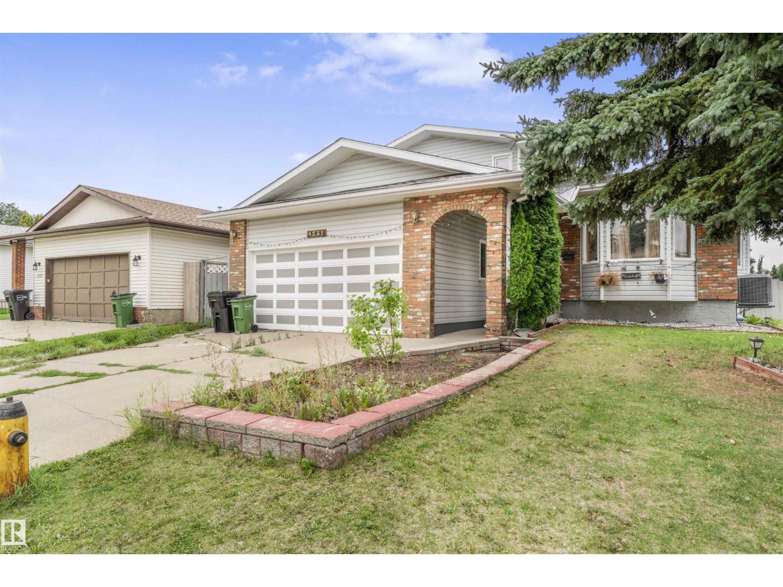 4231 32 AV NW - Image 2