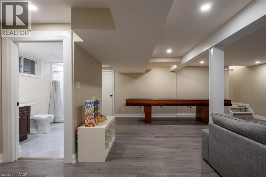 27 MILLBRIDGE Crescent - 34