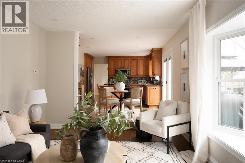 27 MILLBRIDGE Crescent - 15
