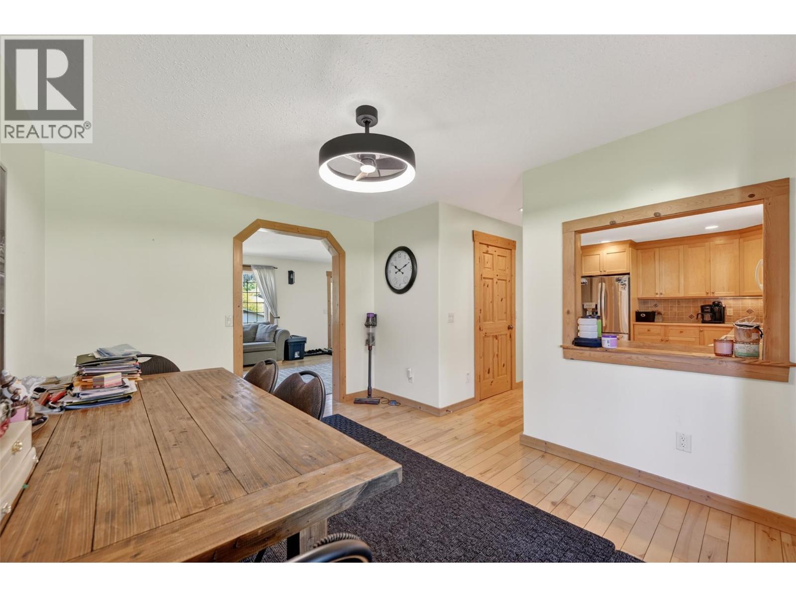 4852 Riverview Drive, Edgewater