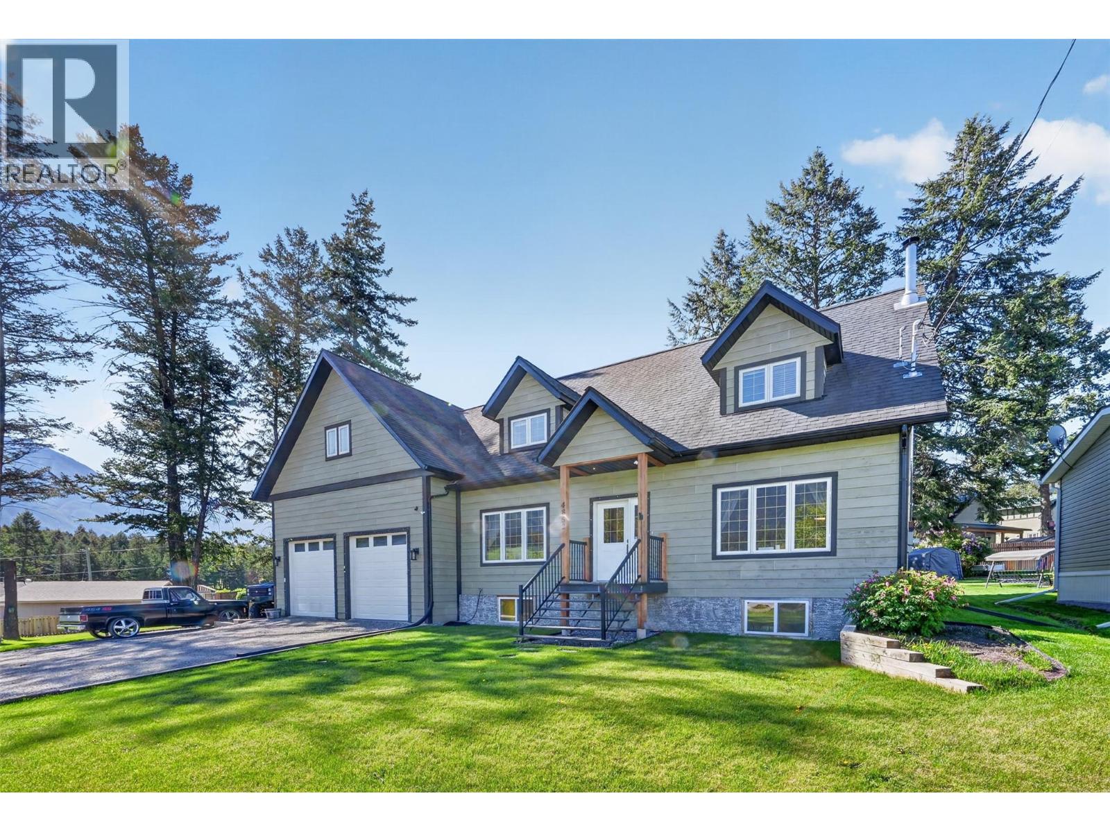 4852 Riverview Drive, Edgewater
