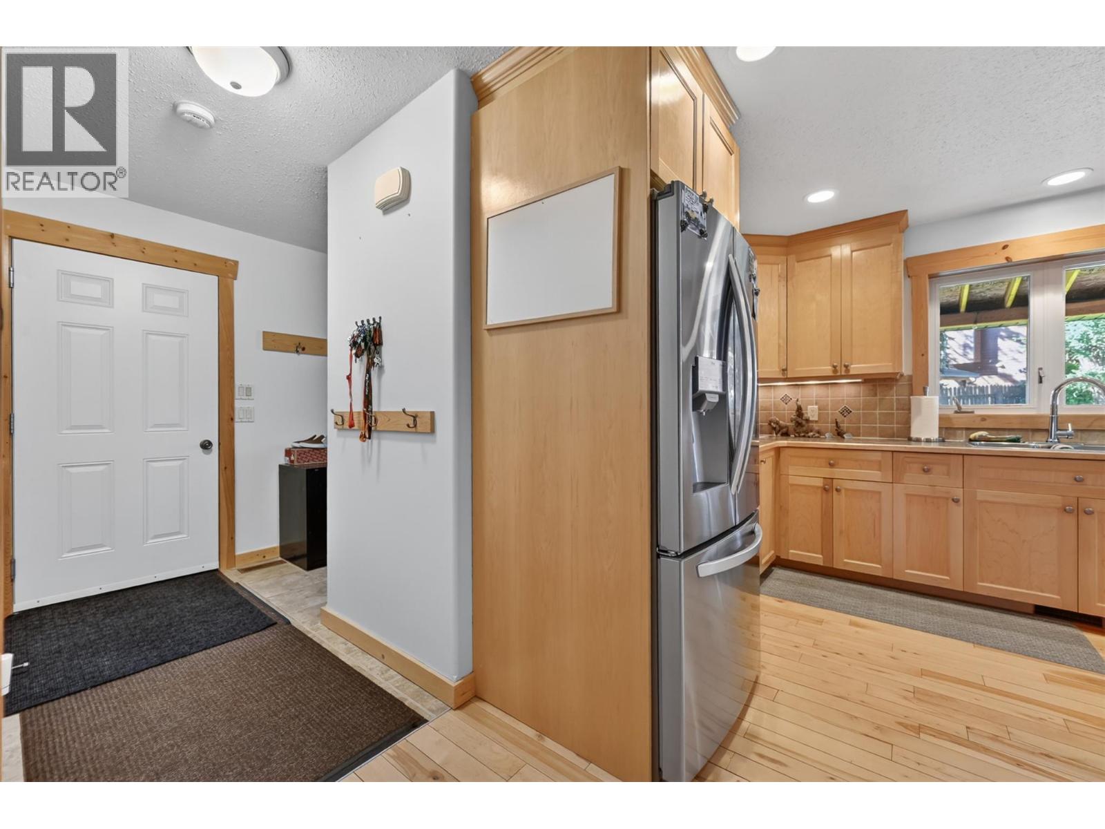 4852 Riverview Drive, Edgewater