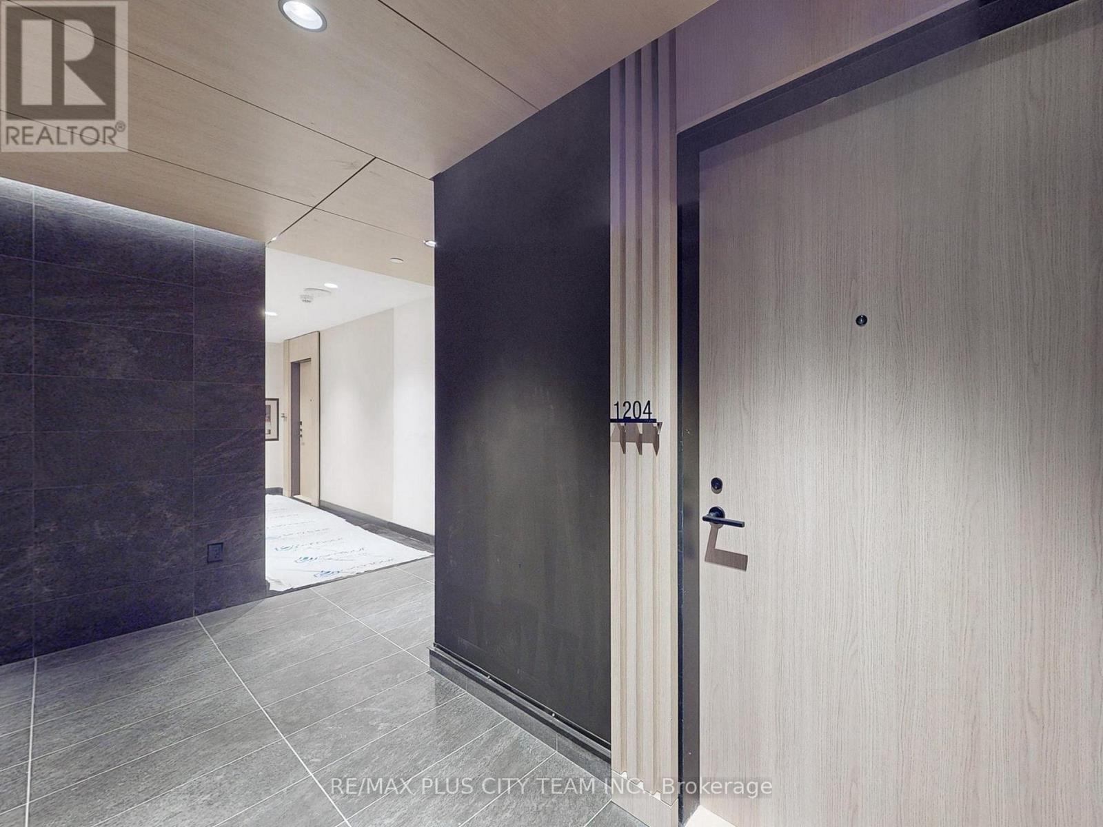 #1204 15 MERCER STREET - 20