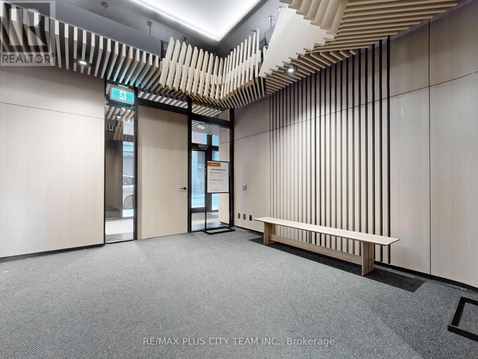 #1204 15 MERCER STREET - 22