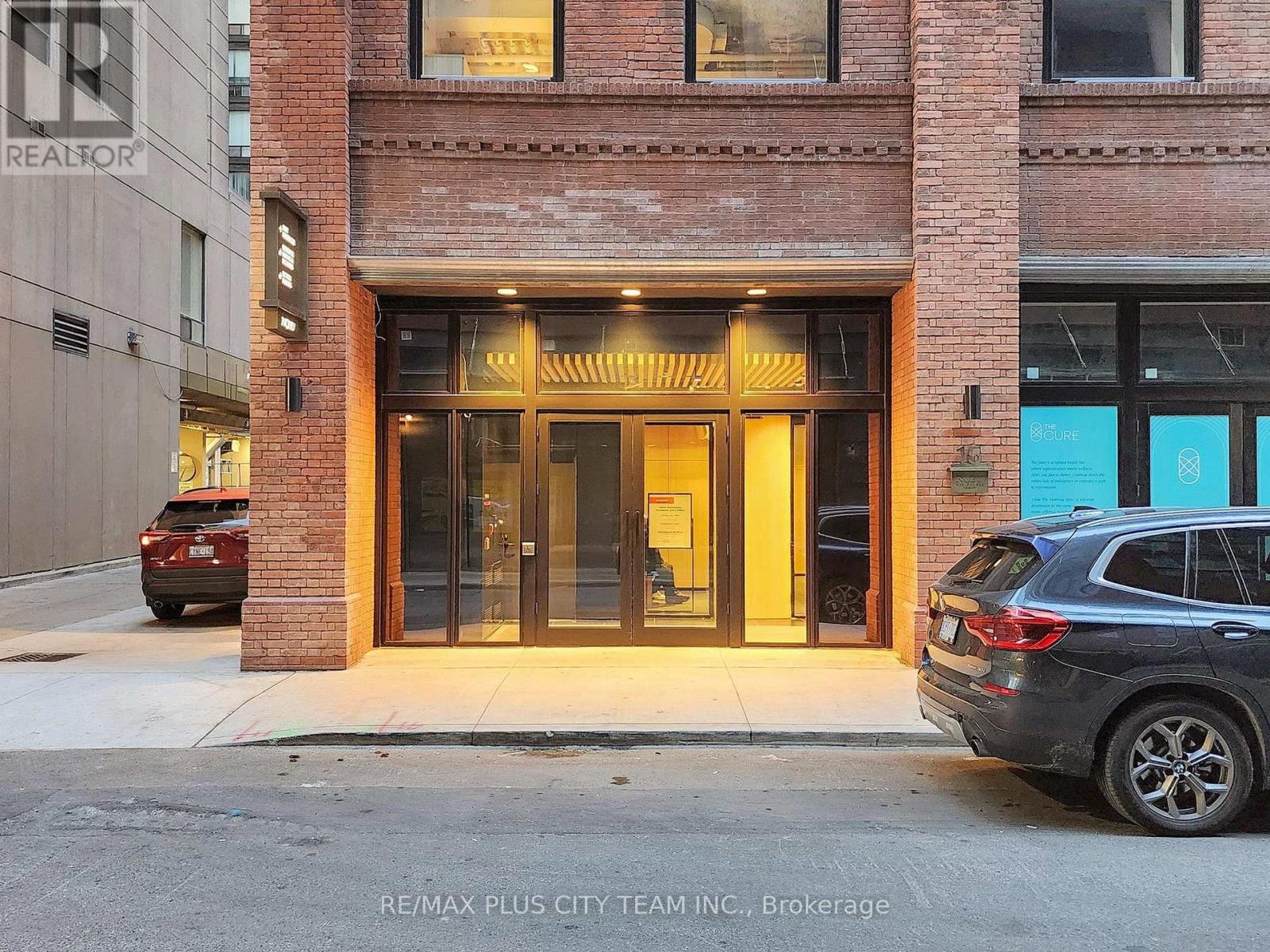 #1204 15 MERCER STREET - 24
