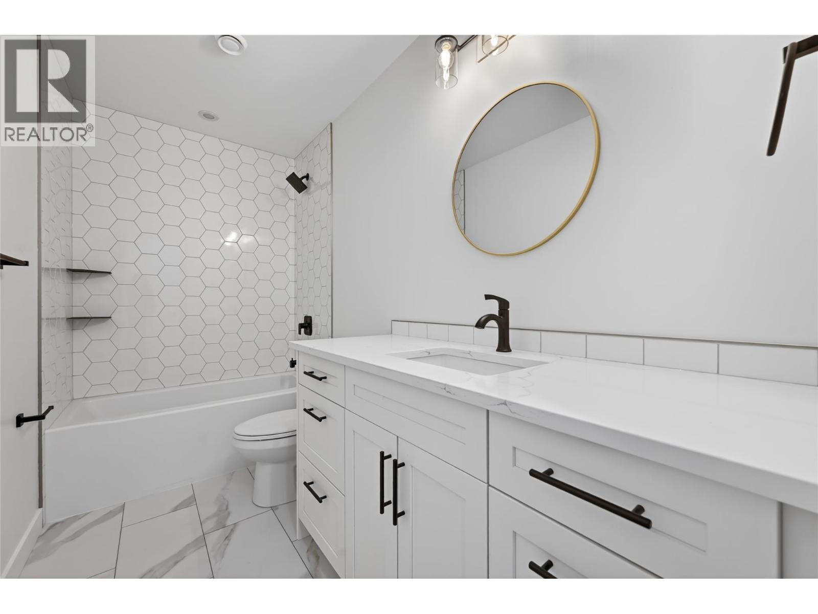 1907 Pine Ridge Mountain Link, Invermere