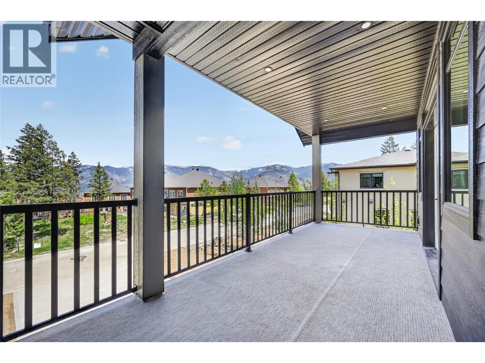 1907 Pine Ridge Mountain Link, Invermere