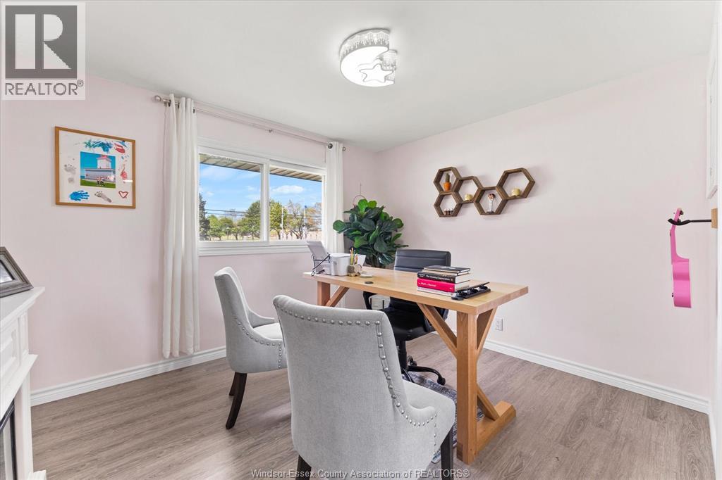 295 SIMCOE STREET - 19