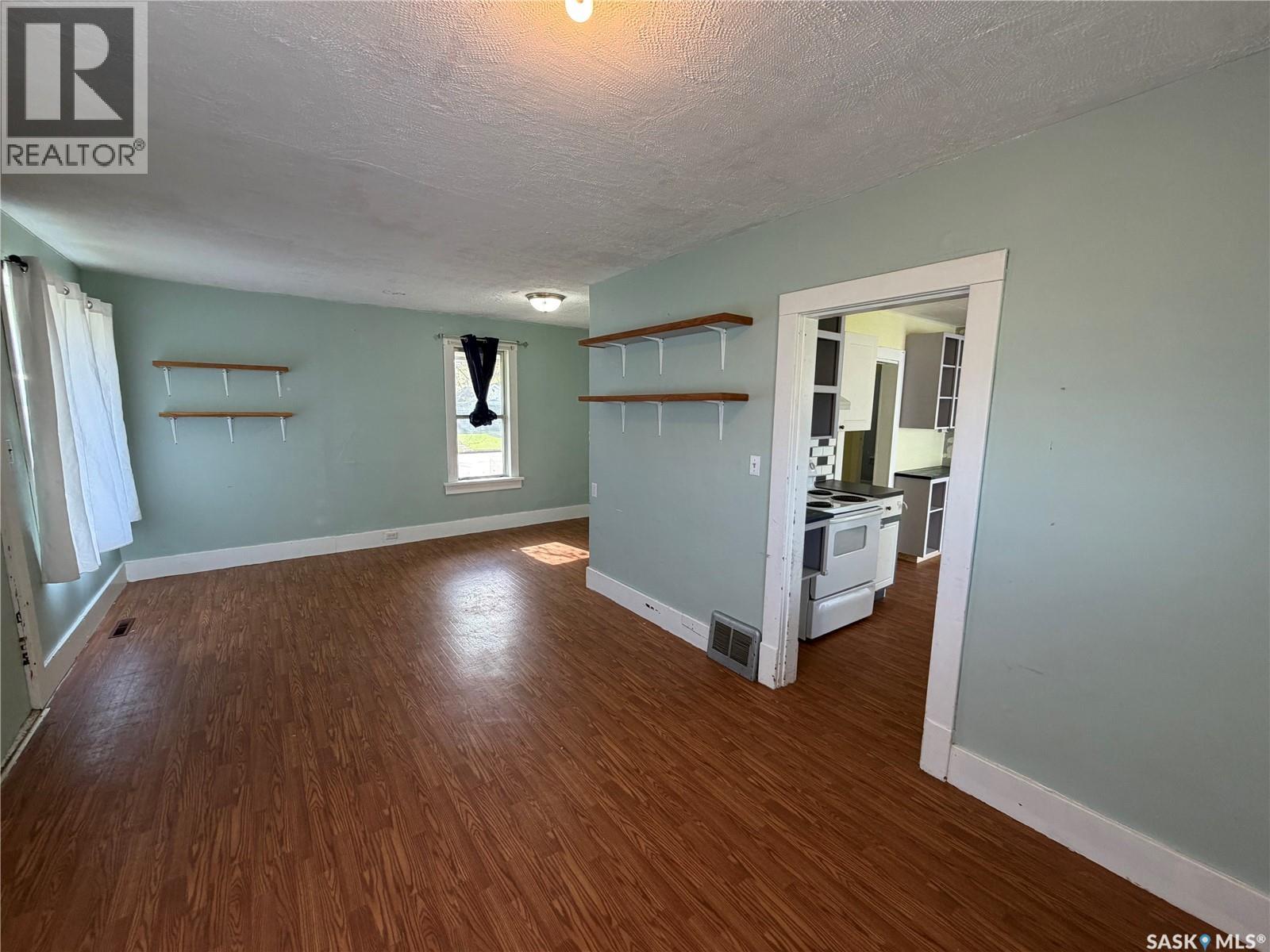 10 Railway AVENUE — photo 9