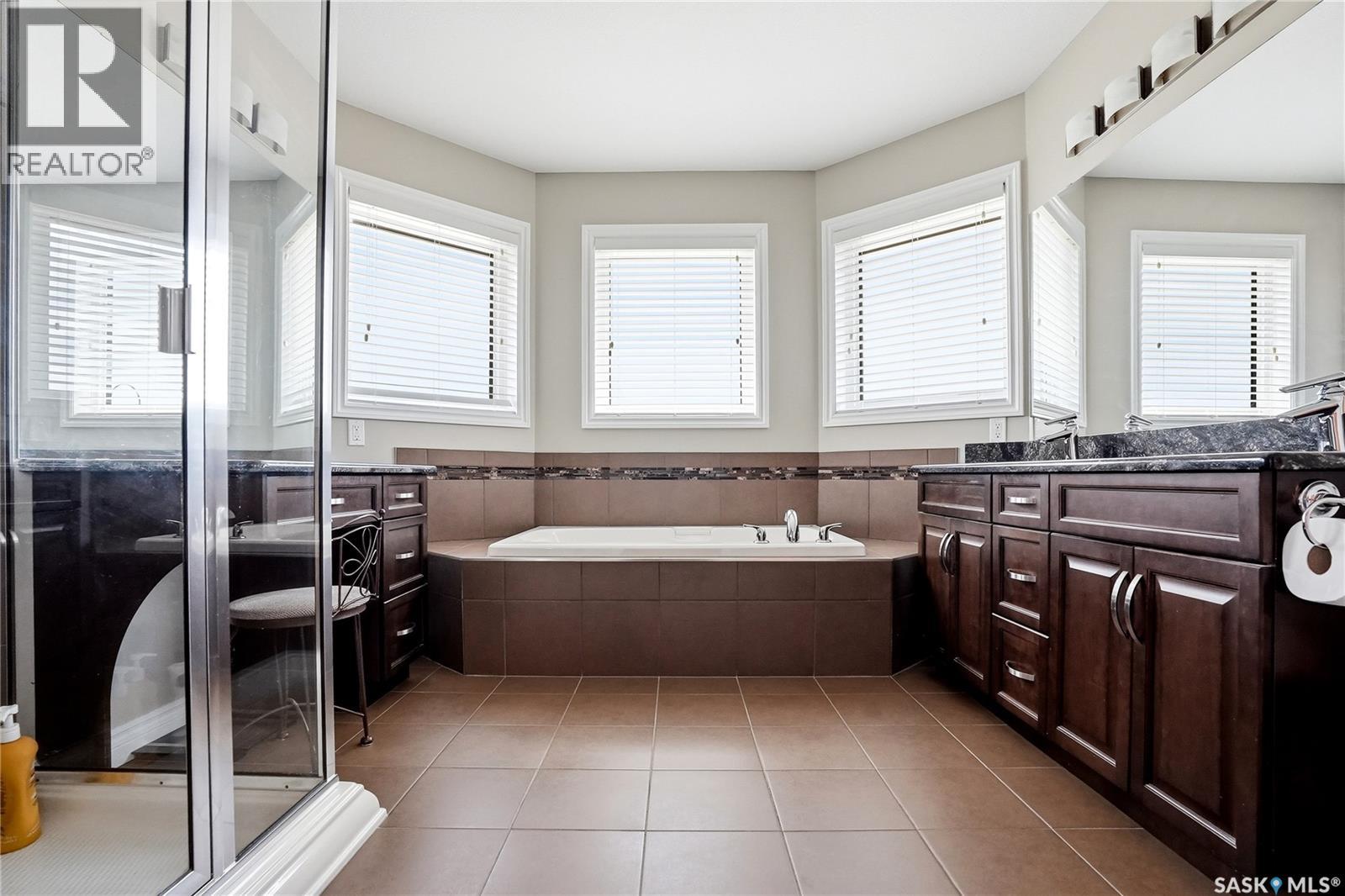 826 Rempel CRESCENT - 28
