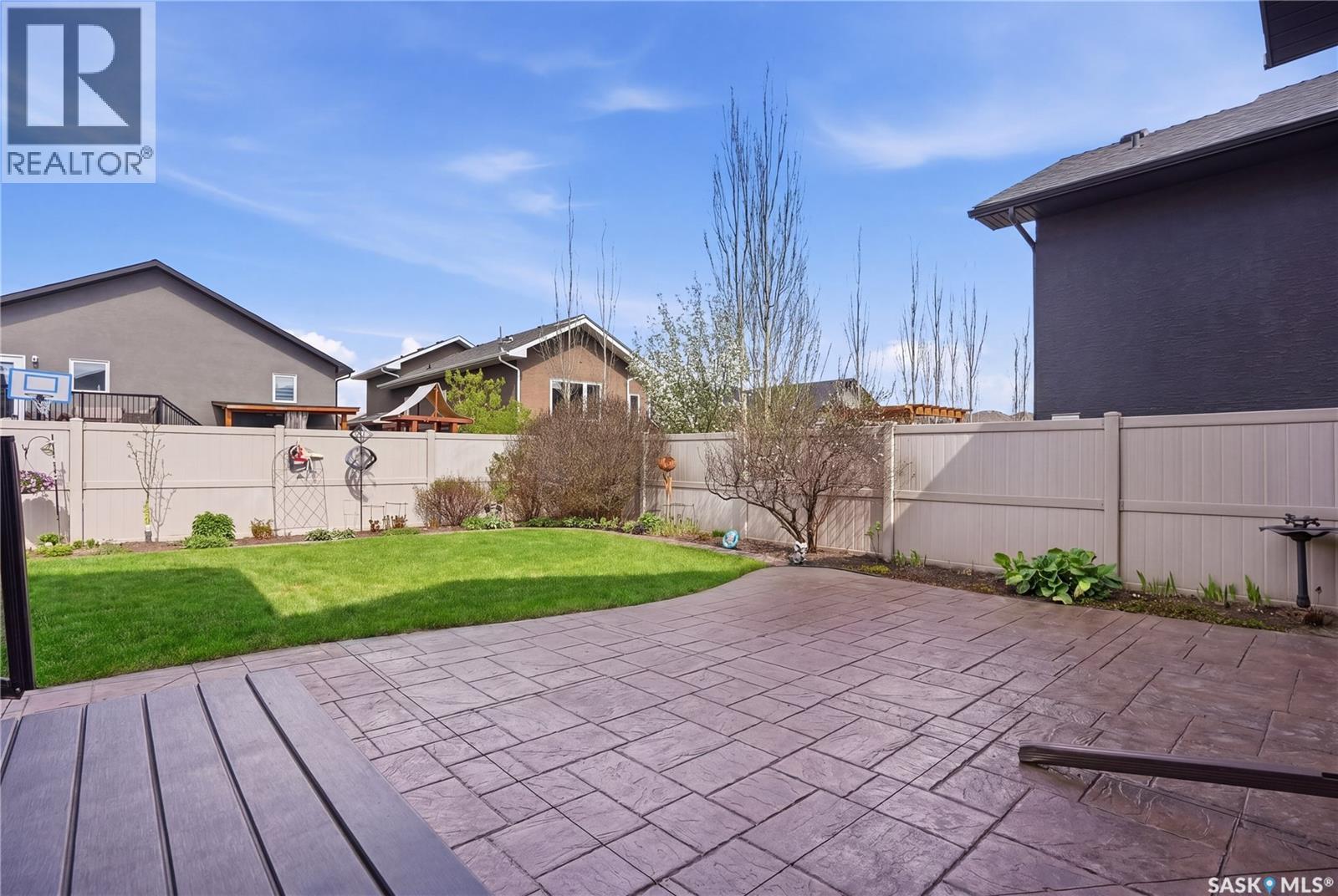 826 Rempel CRESCENT - 47