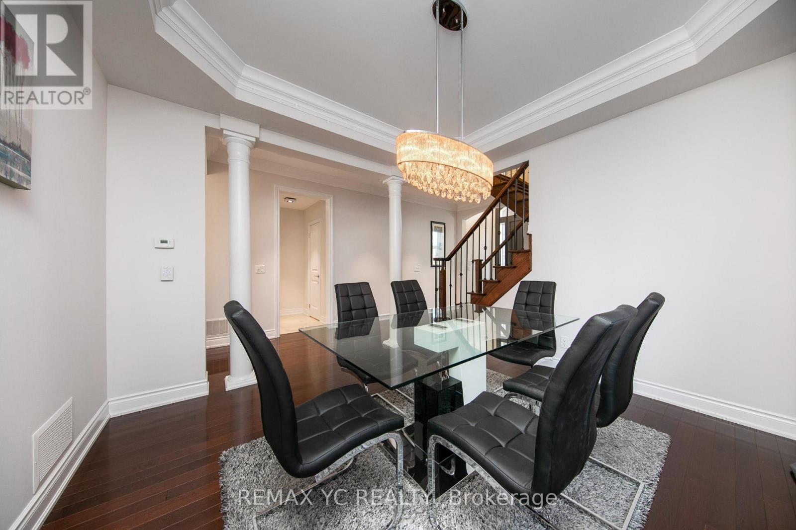 43 LAREDO DRIVE - 8