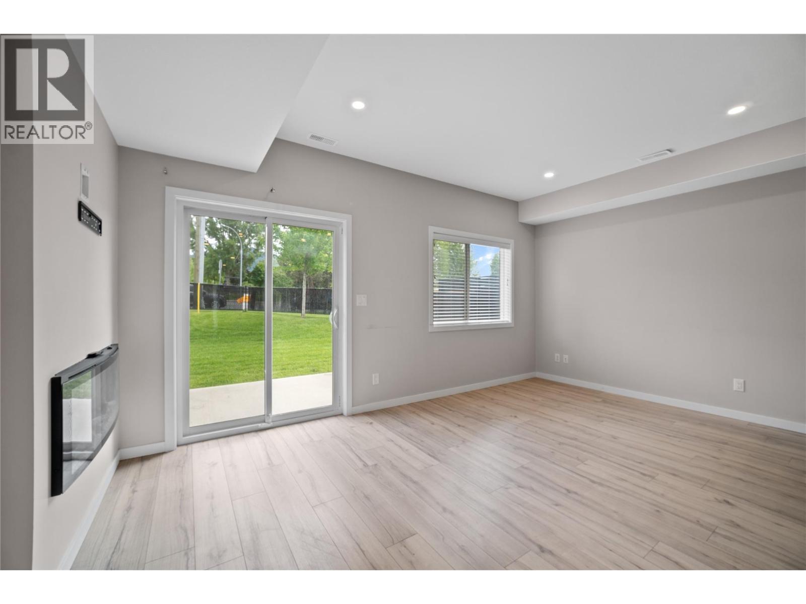2081 11 Avenue NE Unit# 15, Salmon Arm