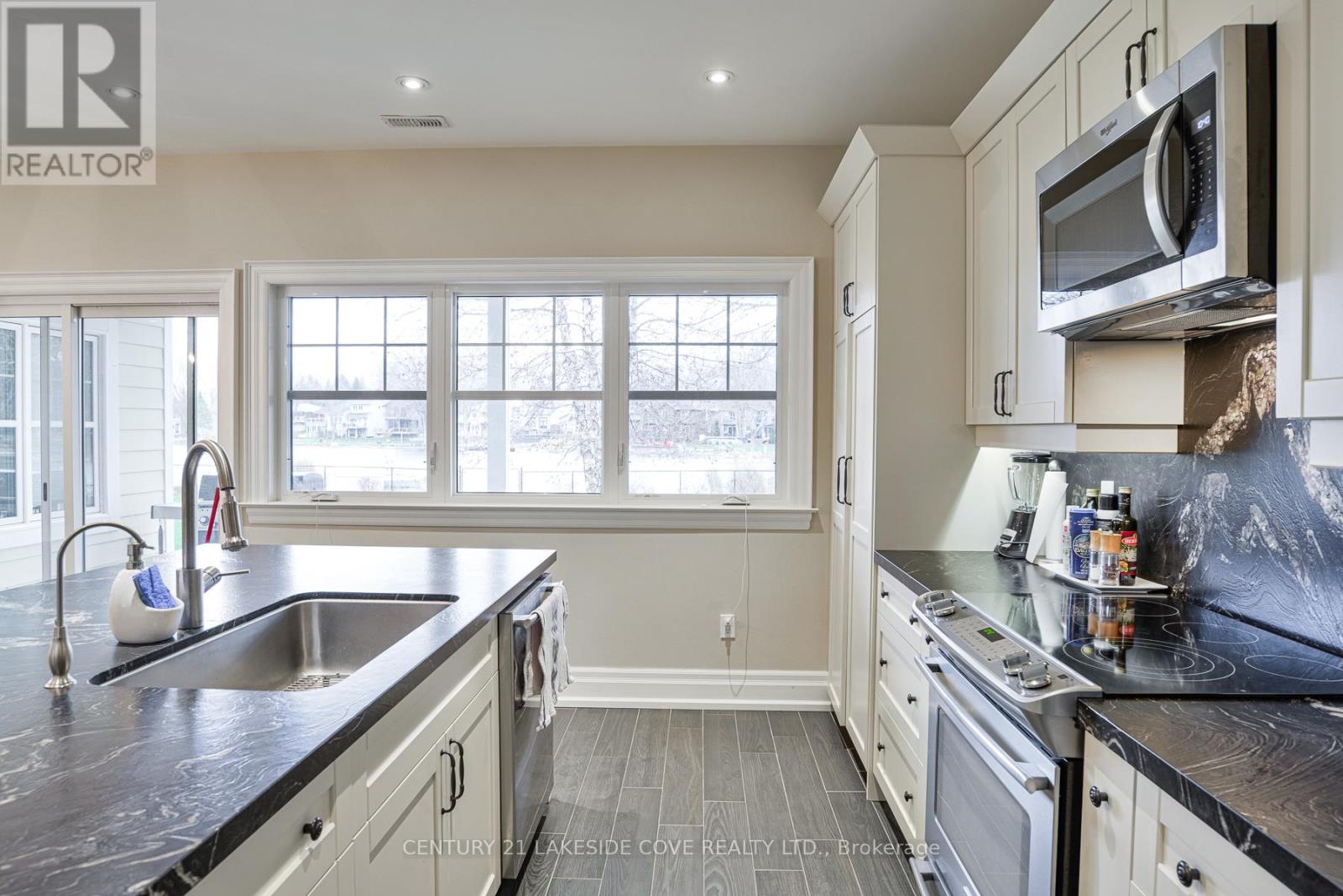 51 RIDGE AVENUE - 14
