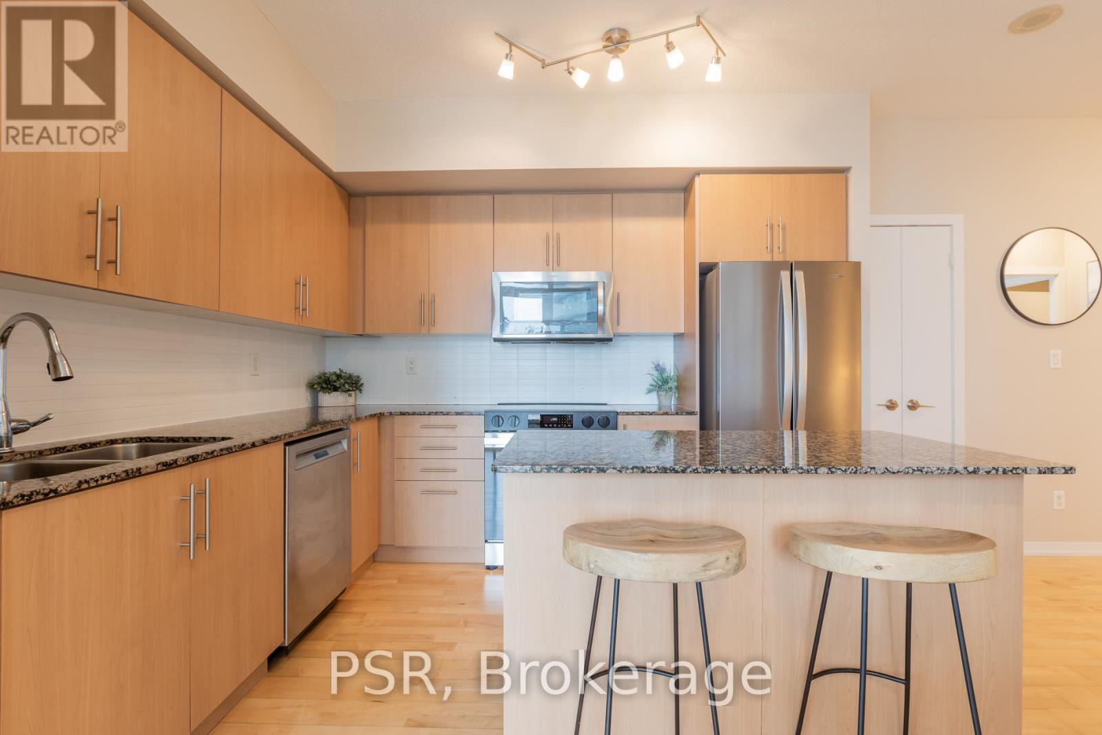#3101 55 BREMNER BOULEVARD - 5