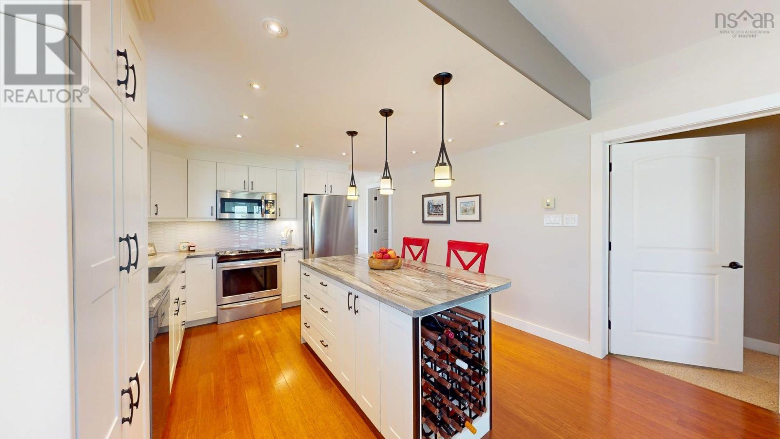 Property 23 of 49 of 101 42 Bigelow Street