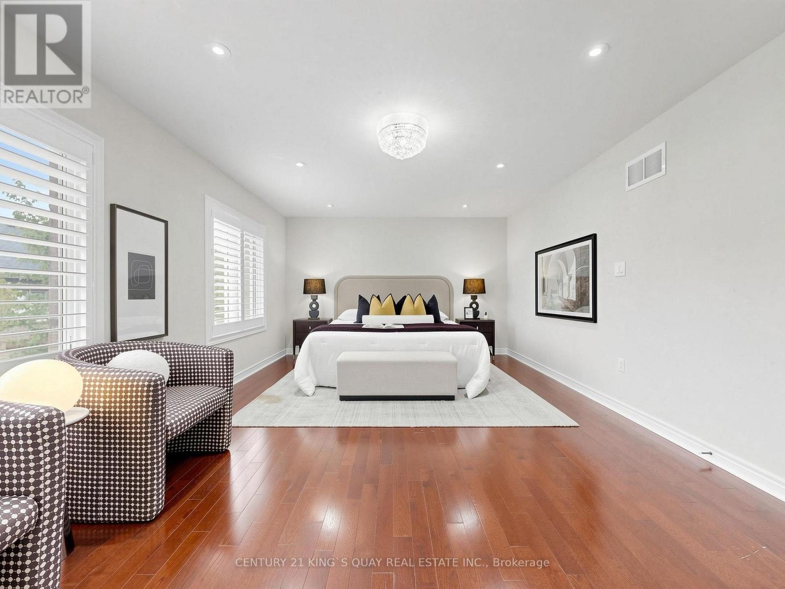 60 ARBOUR DRIVE - 32