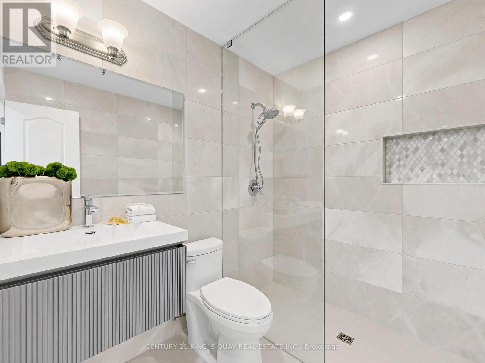 60 ARBOUR DRIVE - 44
