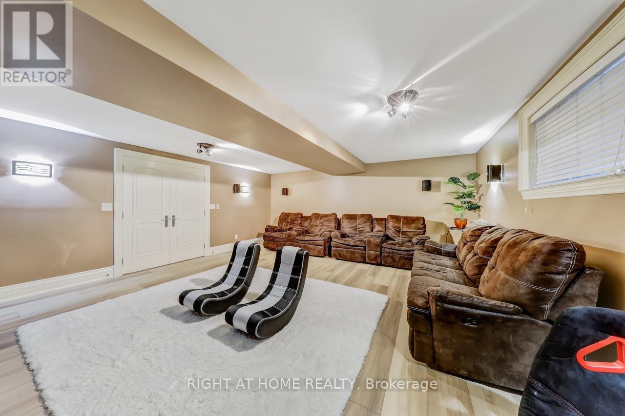 3 WESTROSE AVENUE - 23