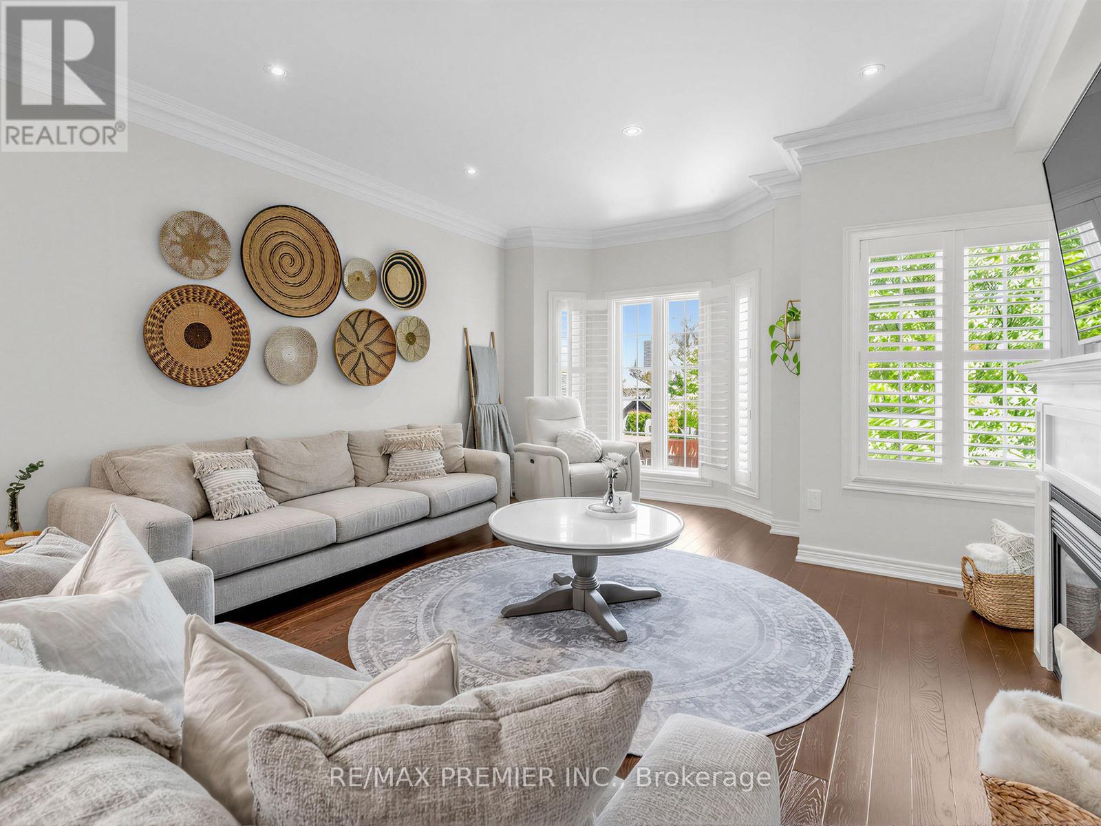 57B WESTONA STREET - 11