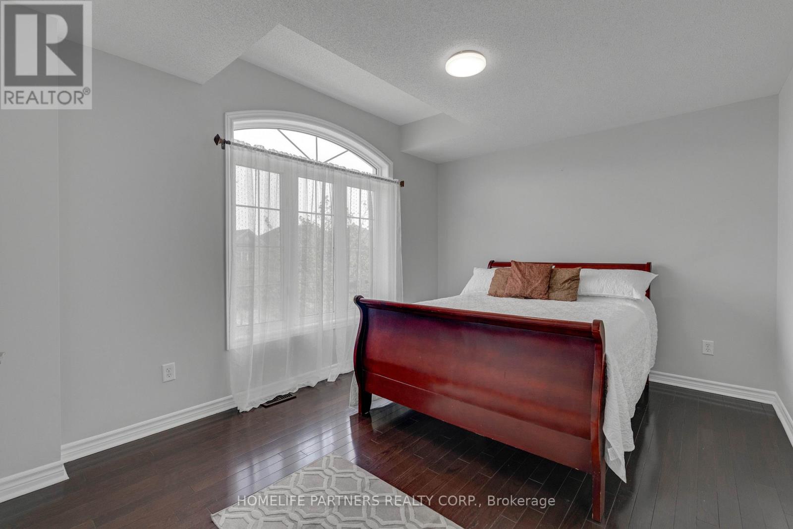 15 OAKHAVEN ROAD - 26