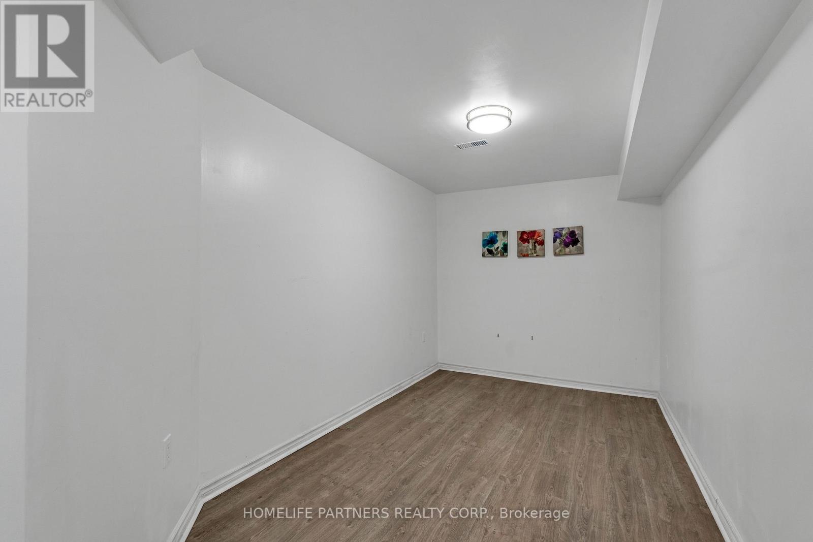 15 OAKHAVEN ROAD - 31