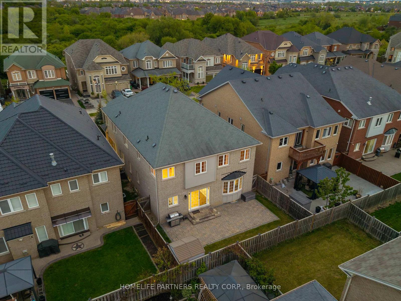 15 OAKHAVEN ROAD - 37