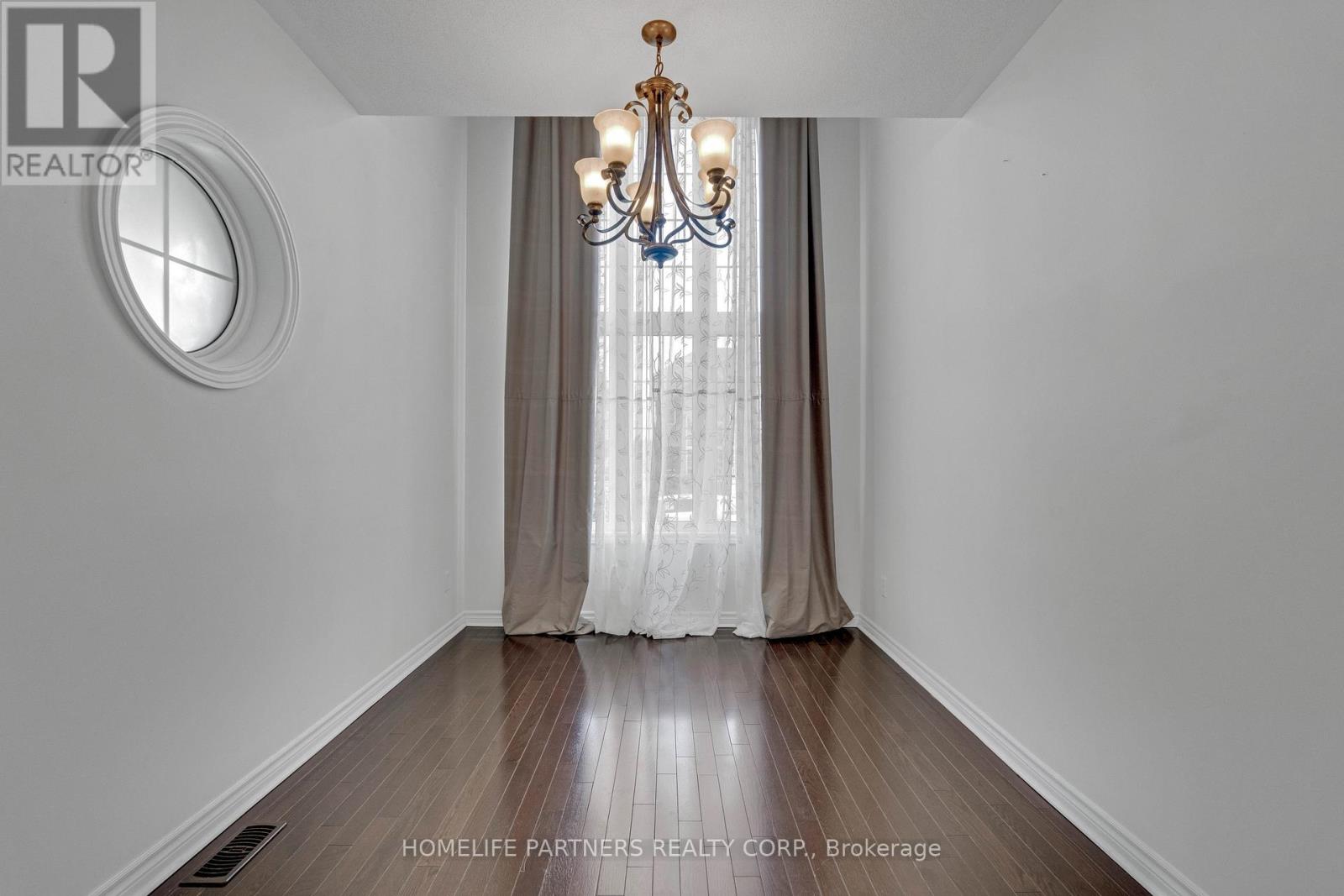 15 OAKHAVEN ROAD - 8