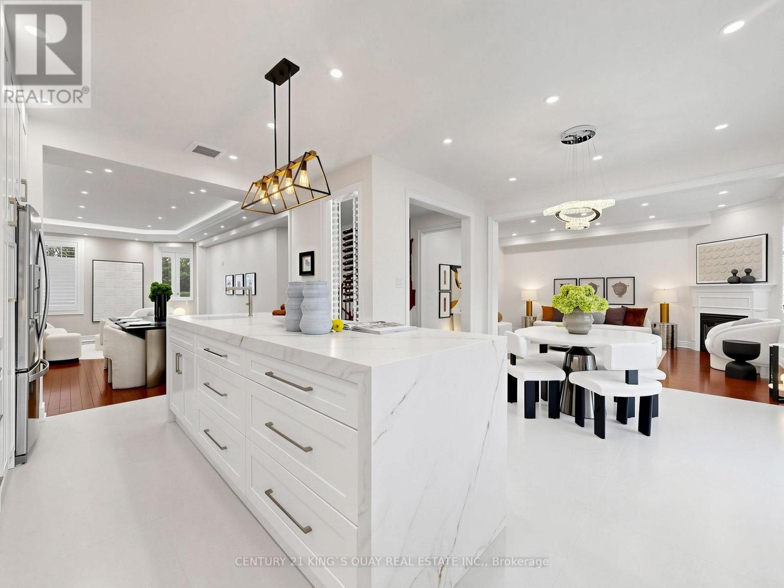 60 ARBOUR DRIVE - 22