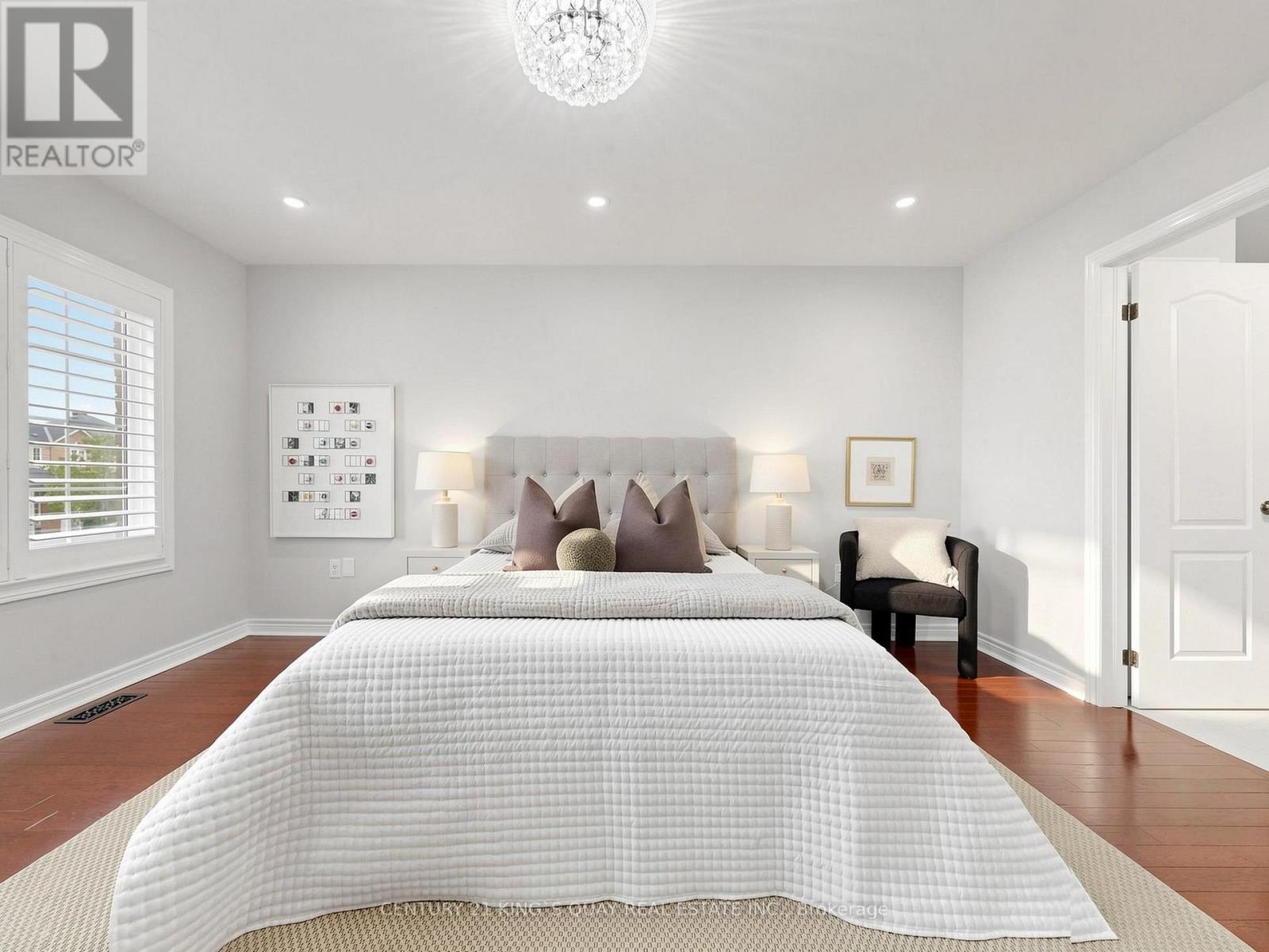 60 ARBOUR DRIVE - 37