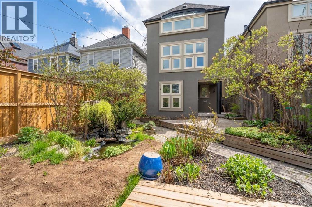 216 4 Avenue NE - 46