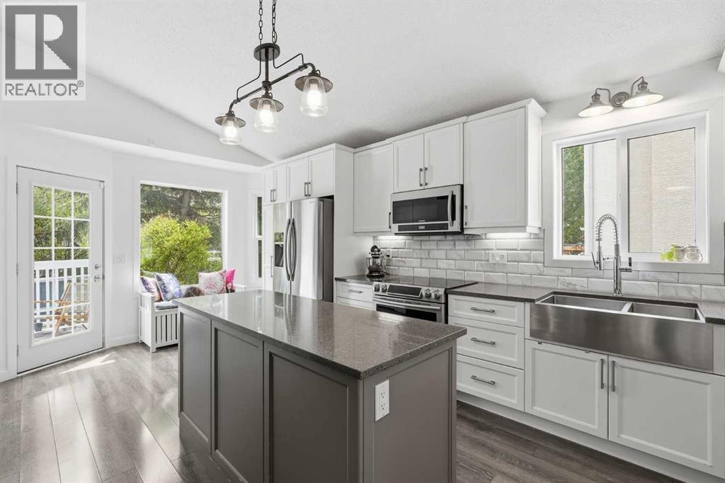 10 Shawbrooke Rise SW - 6