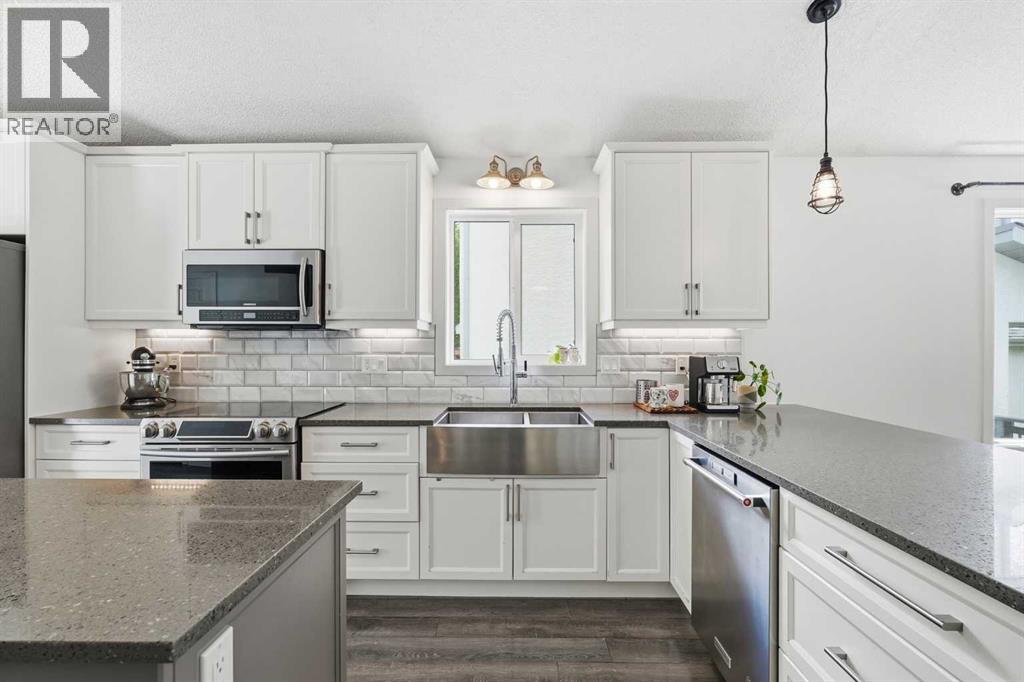 10 Shawbrooke Rise SW - 5