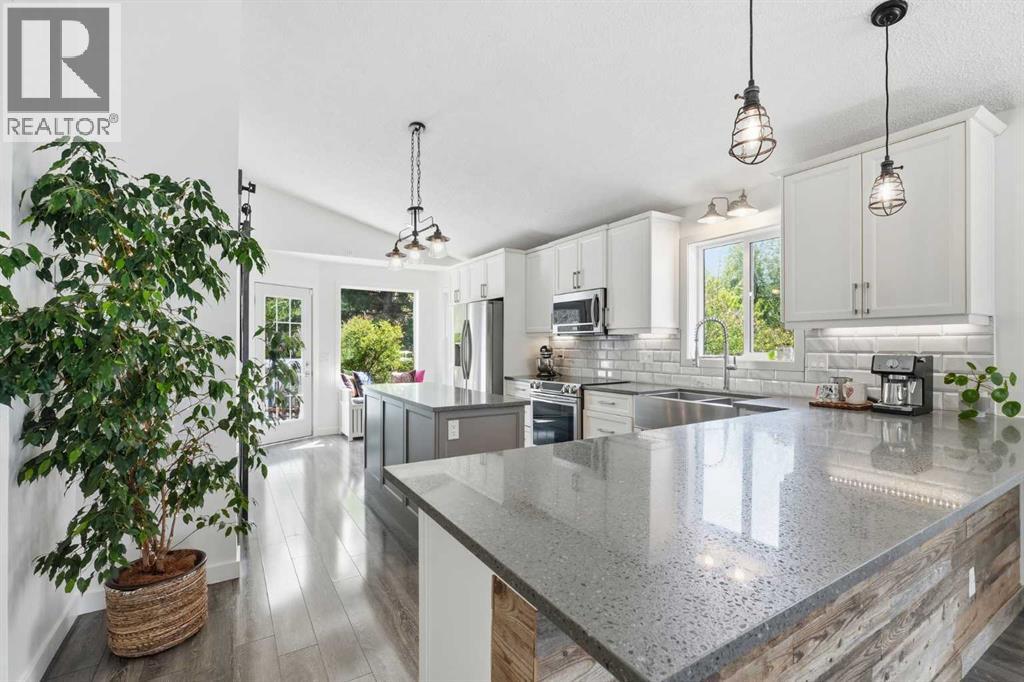 10 Shawbrooke Rise SW - 7